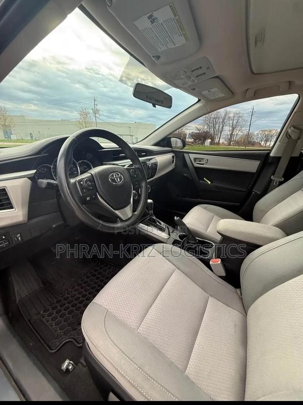 Toyota Corolla 2015 Gray