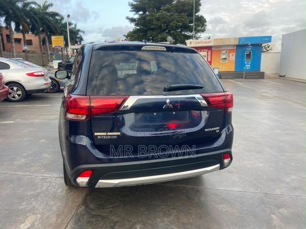 Mitsubishi Outlander Sport 2.4 SE 2016
