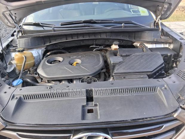 Hyundai Tucson SEL AWD 2018 Silver