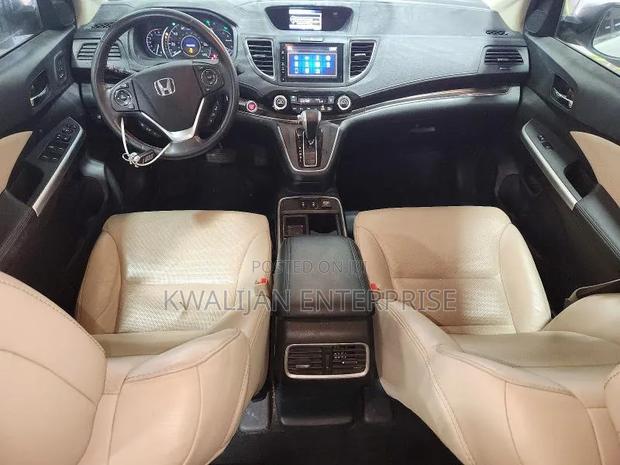 Honda CR-V Touring 4dr SUV (2.4L 4cyl CVT) 2016 White