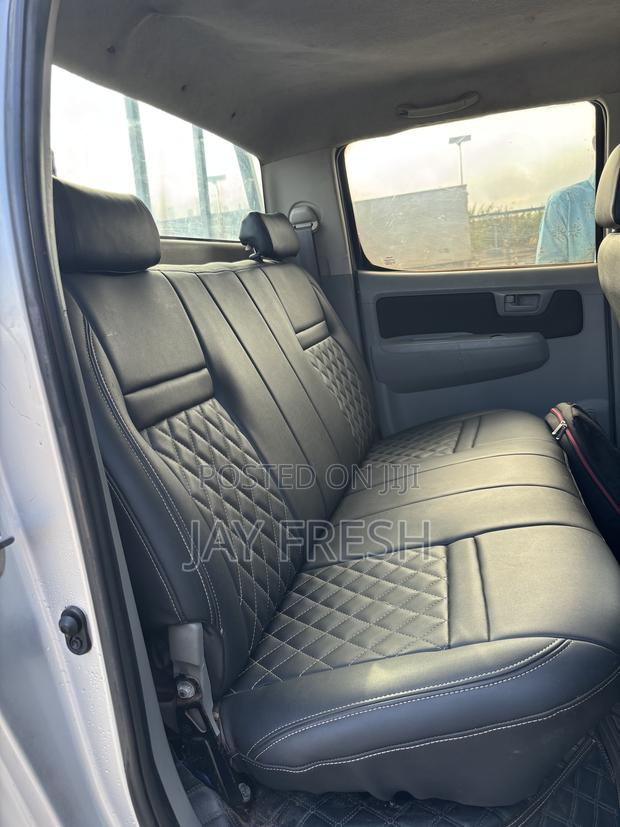 Toyota Hilux 2008 Silver