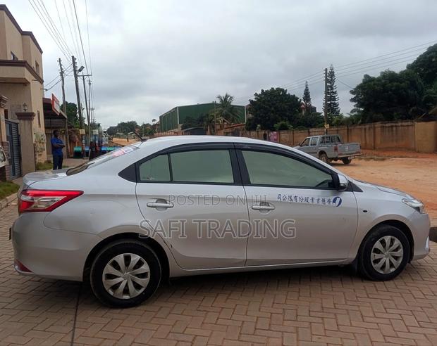 Toyota Vios 2016 Silver