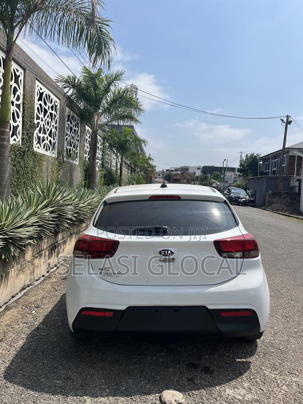 Kia Rio S Hatchback 2019 White