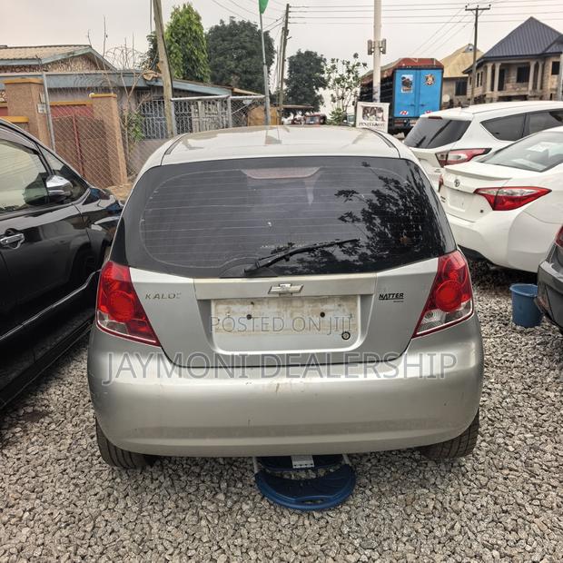 Chevrolet Kalos 2010 Silver