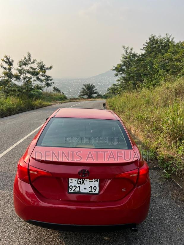 Toyota Corolla S Premium 4dr Sedan (1.8L 4cyl CVT) 2016 Red