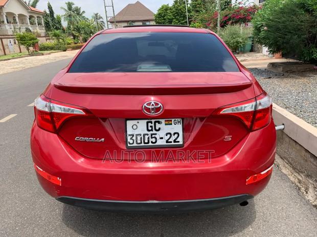 Toyota Corolla 2015 Beige