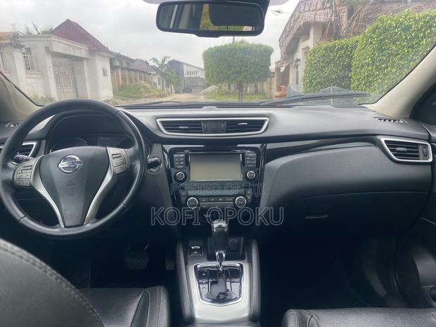 Nissan Qashqai 2015 White