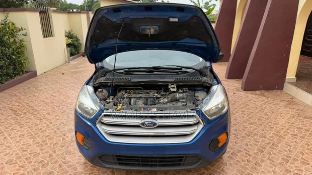Ford Escape 2018 Blue