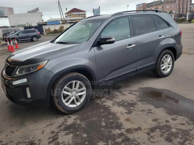 Kia Sorento 2015 Silver