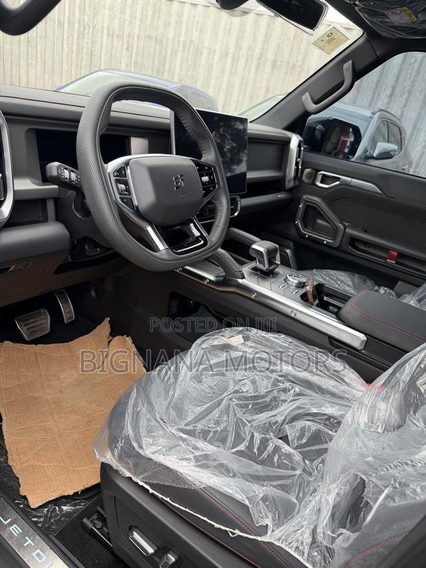 Jetour T2 1.5 Petrol AWD 2025 Black