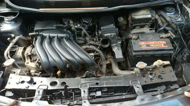 Nissan Versa 1.6 SV Sedan 2012 Gray