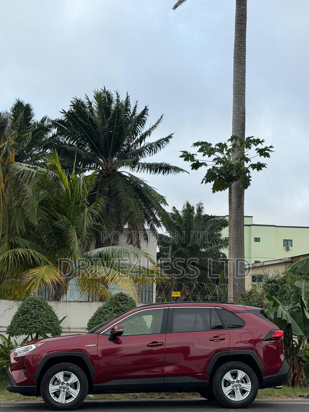 Toyota RAV4 XLE Premium AWD 2020 Burgundy