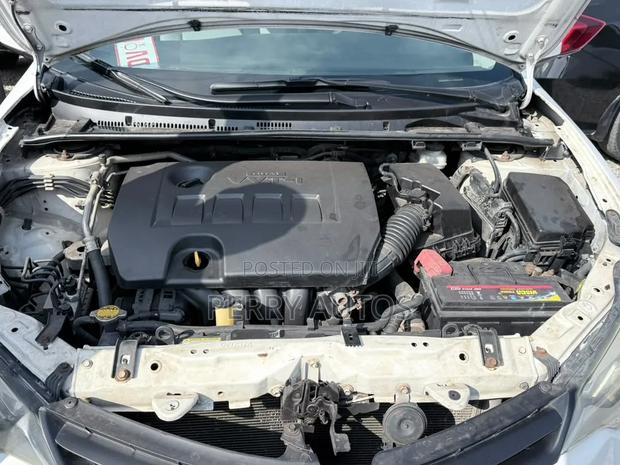 Toyota Corolla 2015 White