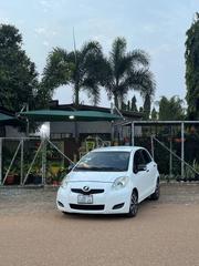 Toyota Vitz 2009 White for sale