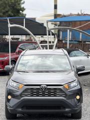 Toyota RAV4 Limited AWD 2019 Gray for sale