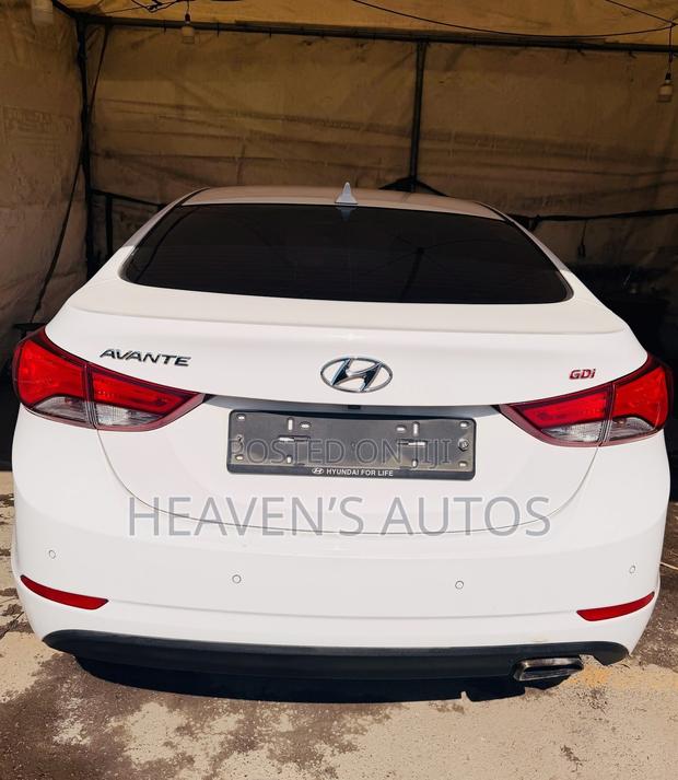 Hyundai Elantra 2014 White