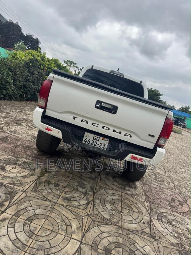 Toyota Tacoma TRD Off Road 2017 White