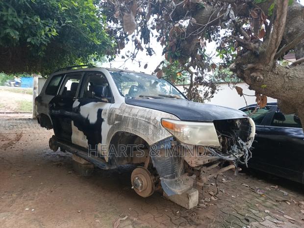Toyota Land Cruiser 2011 Black