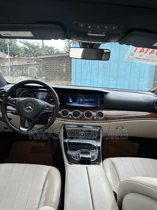 Mercedes-Benz E300 2019 White