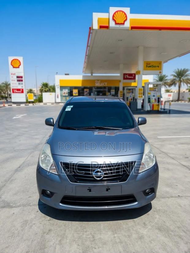 Nissan Almera 2013 Silver