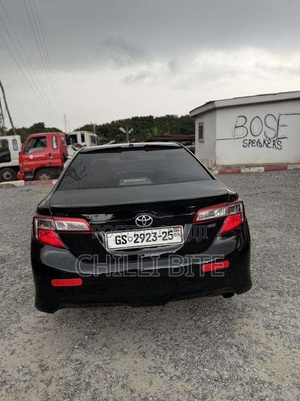 Toyota Camry SE 4dr Sedan (2.5L 4cyl 6A) 2014 Black