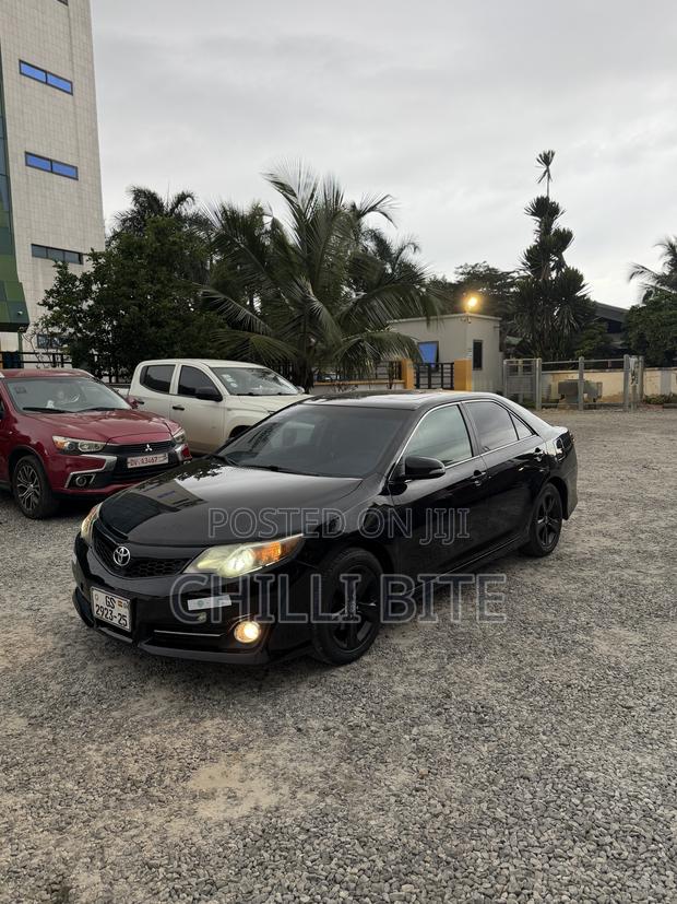Toyota Camry SE 4dr Sedan (2.5L 4cyl 6A) 2014 Black