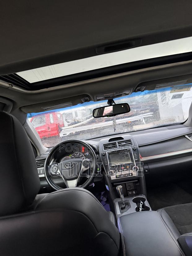 Toyota Camry SE 4dr Sedan (2.5L 4cyl 6A) 2014 Black