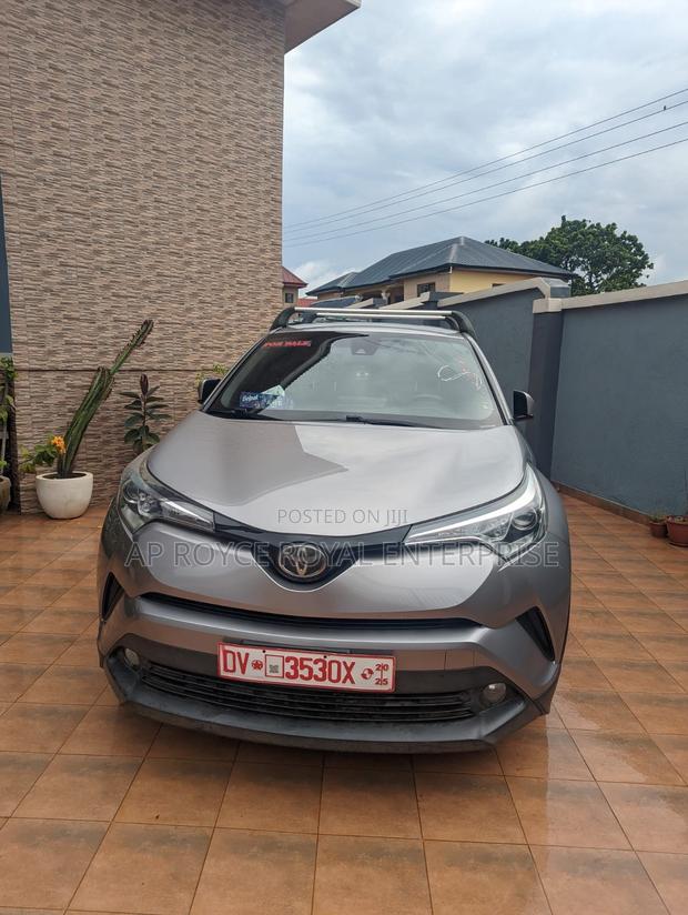 Toyota C-HR 2018 Gray