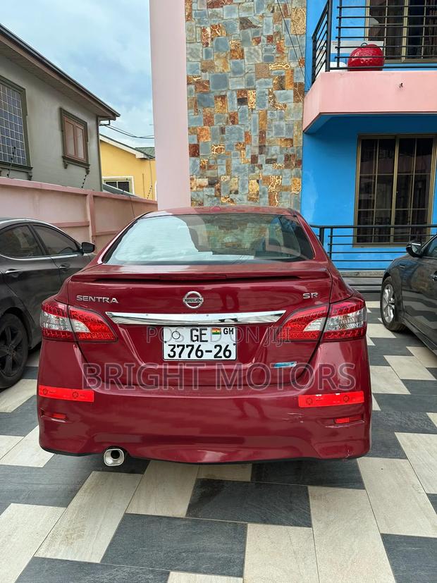 Nissan Sentra SR 4dr Sedan (1.8L 4cyl CVT) 2015 Red