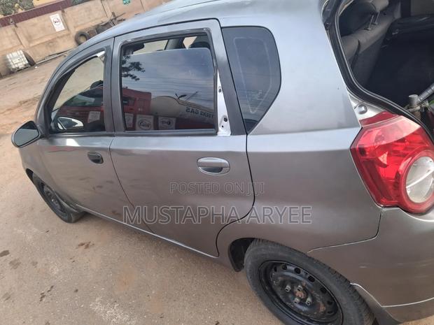 Chevrolet Aveo 2010 Gray