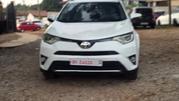 Toyota RAV4 XLE 4dr SUV (2.5L 4cyl 6A) 2018 White for sale