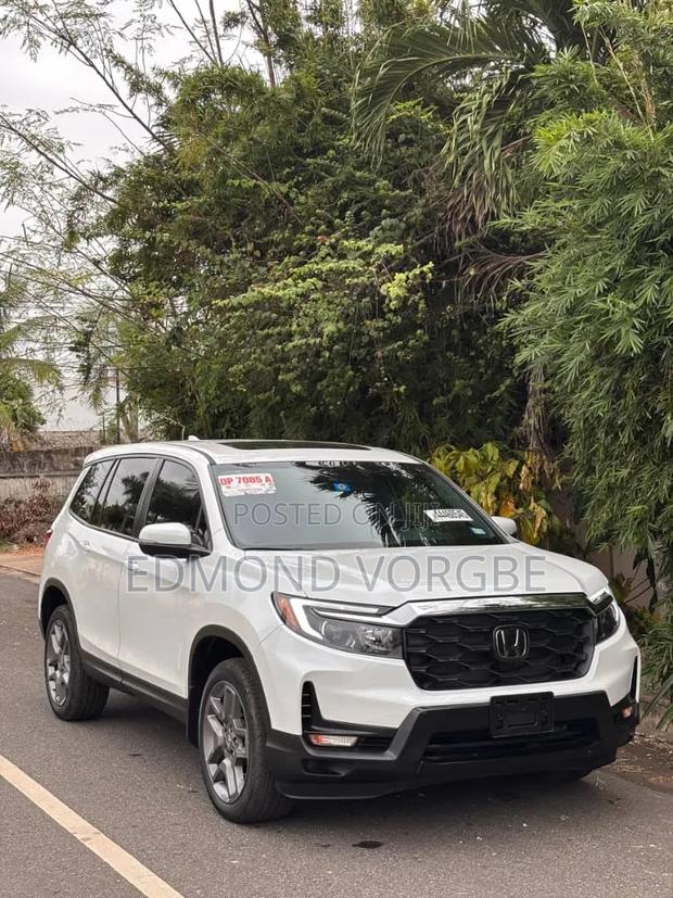 Honda Passport 2023 White