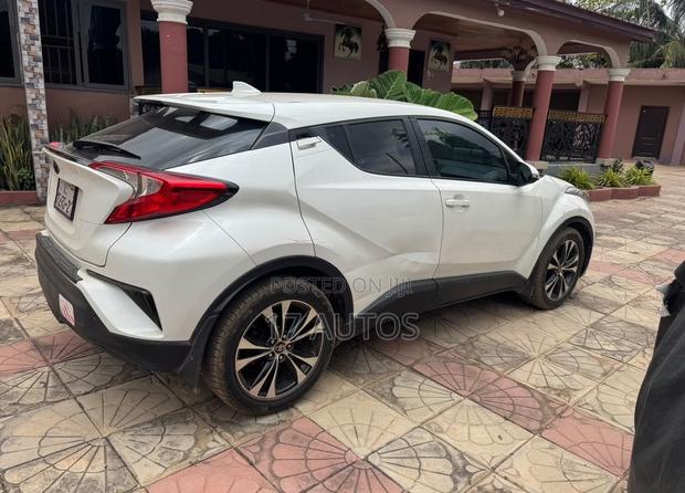 Toyota C-HR 2018 White