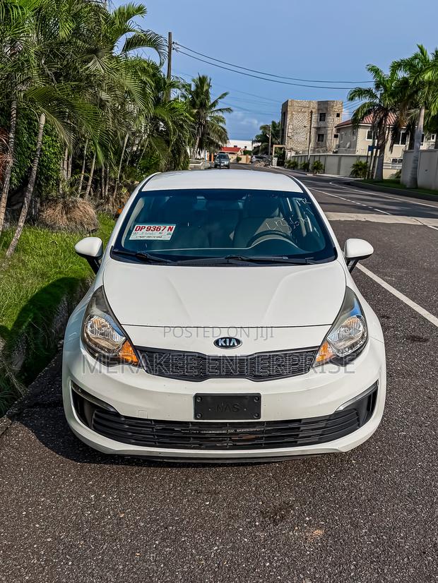 Kia Rio LX 4dr Sedan (1.6L 4cyl 6M) 2017 White