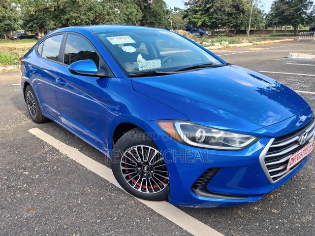 Hyundai Elantra 2017 Blue