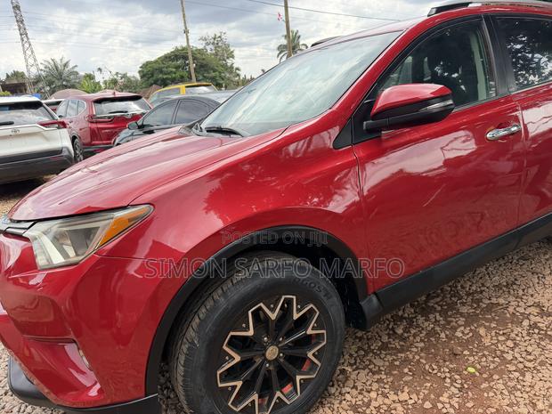 Toyota RAV4 LE AWD (2.5L 4cyl 6A) 2016 Red