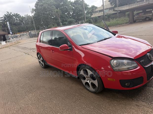 Volkswagen Golf GTI 2009 Red