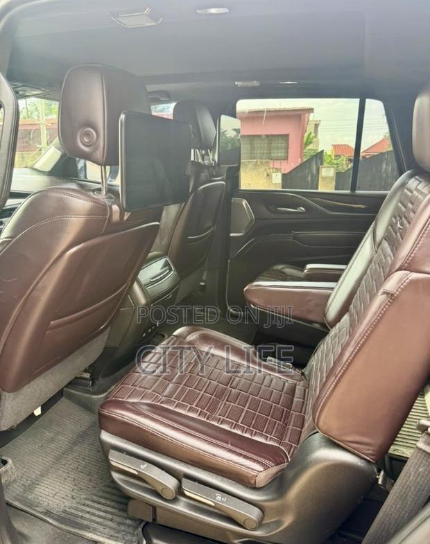 Cadillac Escalade Sport 2023 Black