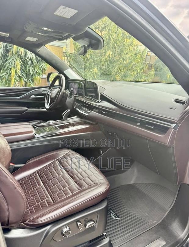 Cadillac Escalade Sport 2023 Black