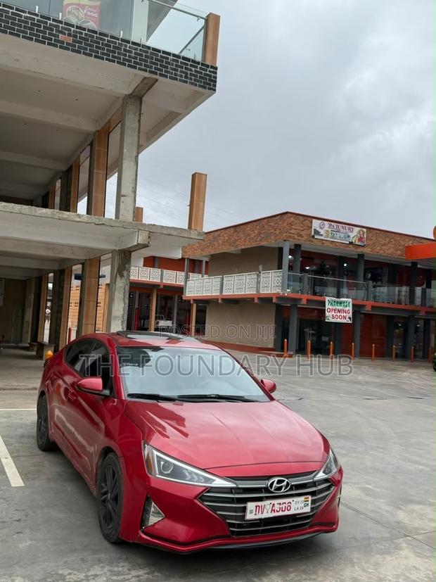 Hyundai Elantra SEL 2020 Red