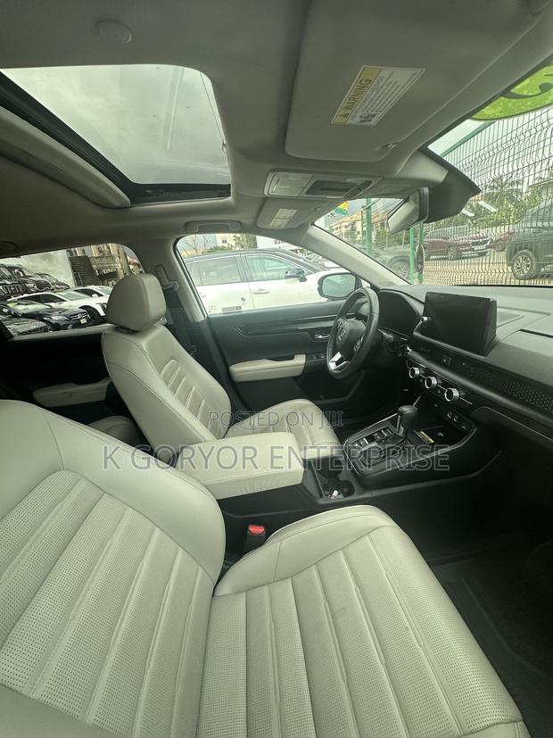 Honda CR-V 2023 White