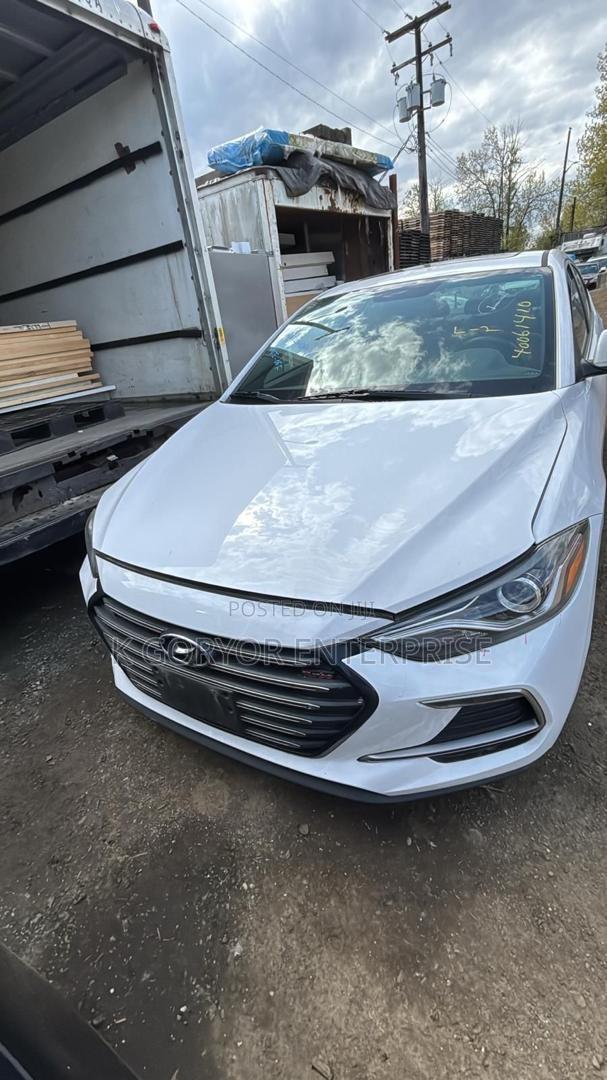 Hyundai Elantra Sport 2018 White