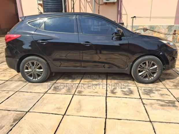 Hyundai Tucson 2015 Black