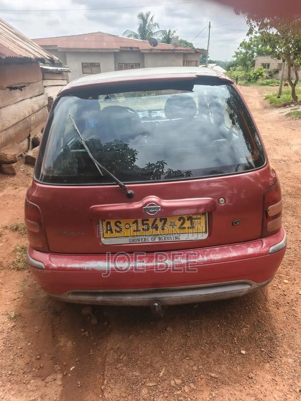 Nissan March 2002 Silver