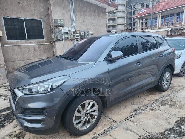 Hyundai Tucson SE AWD 2019 Gray