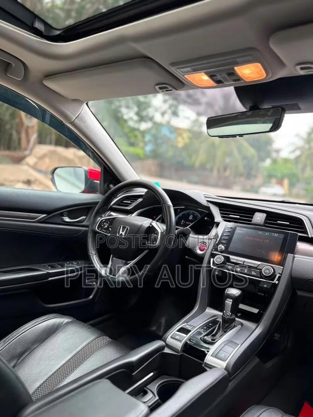 Honda Civic Touring Sedan 2018 Blue