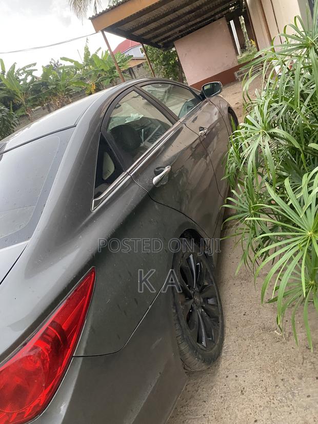 Hyundai Sonata Limited 2.0T Sedan (2.0L 4cyl 6A) 2013 Black