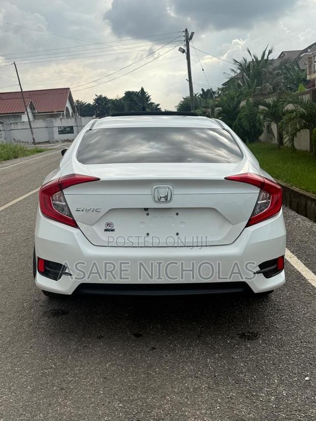 Honda Civic 2017 White