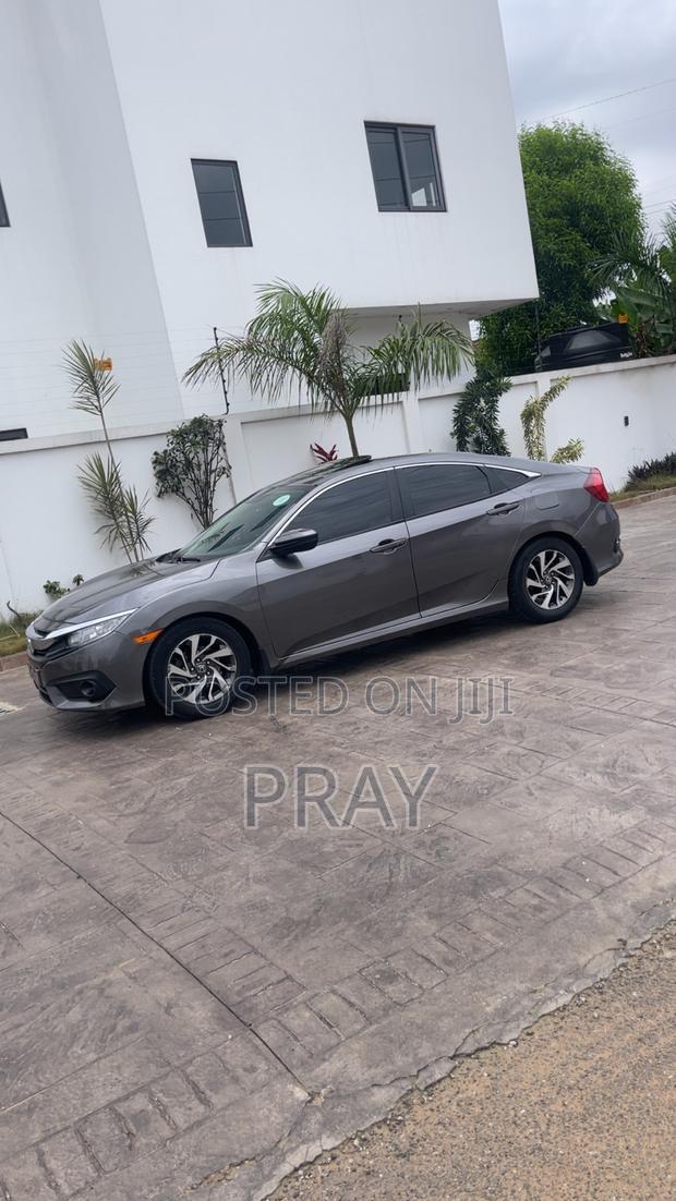 Honda Civic 2016 Gray