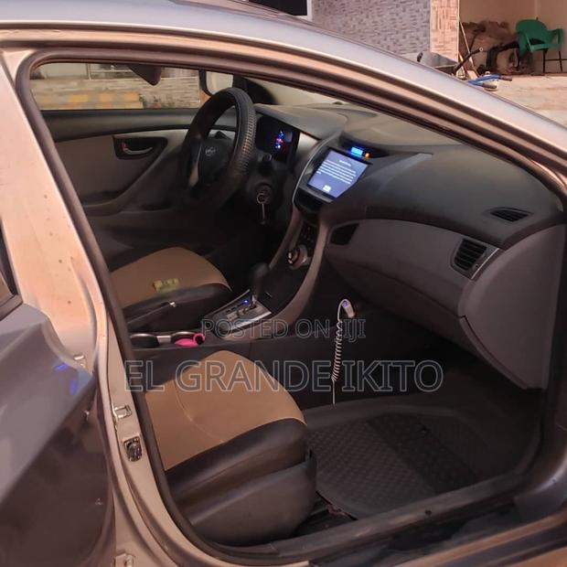 Hyundai Elantra 2015 Gray
